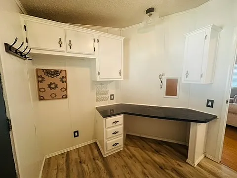 Built-in desk and more storage in the mudroom.