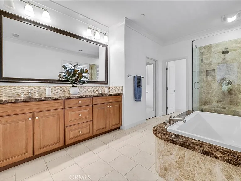 80 Lupari — Photo 19