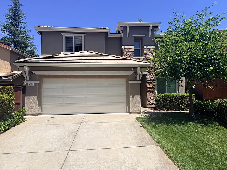 3703 Abby Ct — Photo 44