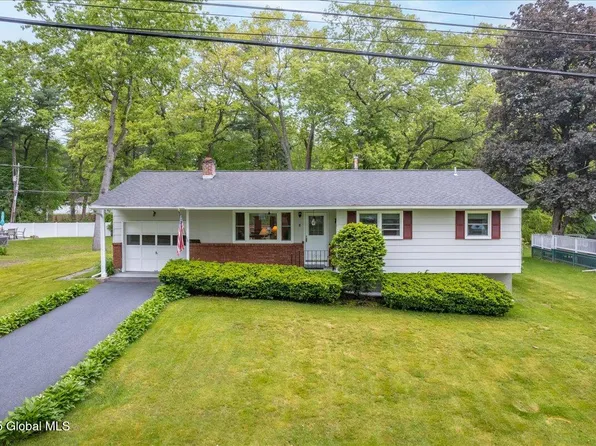 3 N Jordan Drive, Saratoga Springs, NY 12866