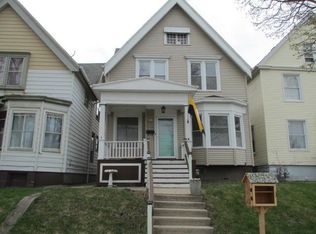 2917 W Pierce St, Milwaukee, WI 53215