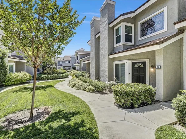 88 Greenmoor, Irvine, CA 92614