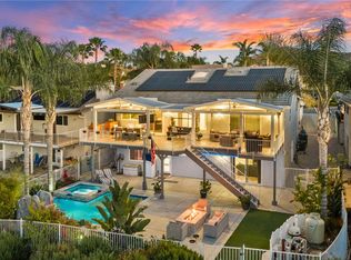 30857 Golden Gate Dr, Canyon Lake, CA 92587