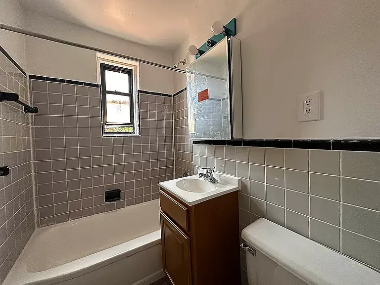 7201 4th Ave #3B — Photo 8