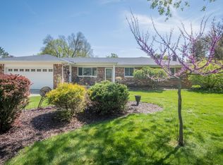 8660 Lee Rd, Brighton, MI