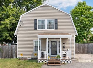86 Mowry Ave, East Providence, RI 02914