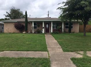 2201 Linwood Ln, Irving, TX 75061