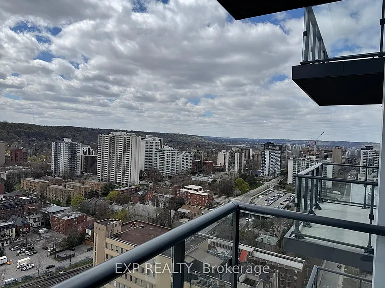 75 James St S #2513 — Photo 29