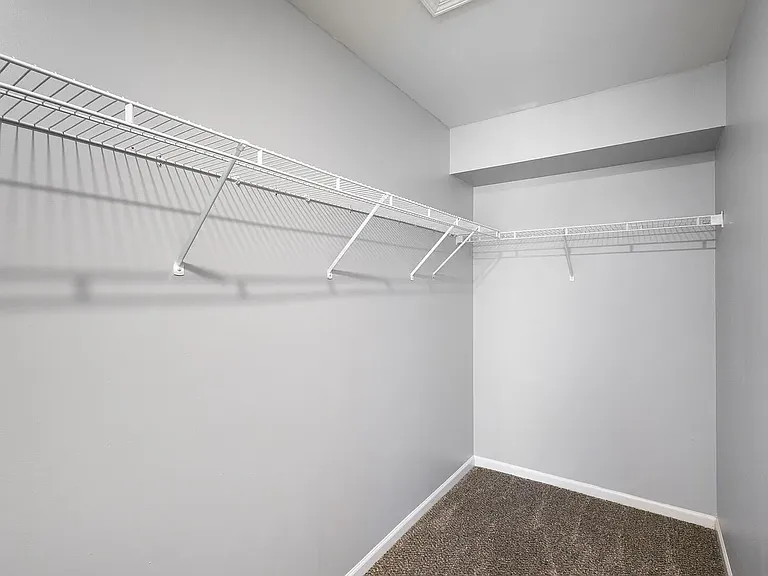 2827 Rutland Cir #204 — Photo 13
