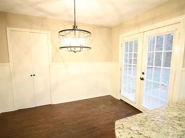3004 S Q St — Photo 9