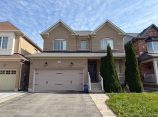 83 Yakefarm Blvd, Whitchurch Stouffville, ON L4A 0V2