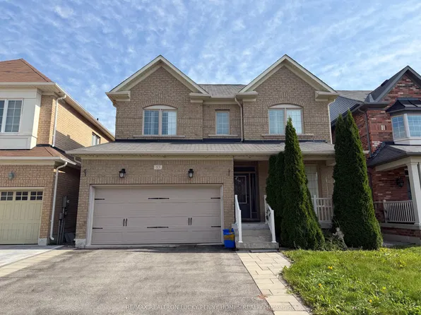 83 Yakefarm Blvd, Whitchurch Stouffville, ON L4A 0V2