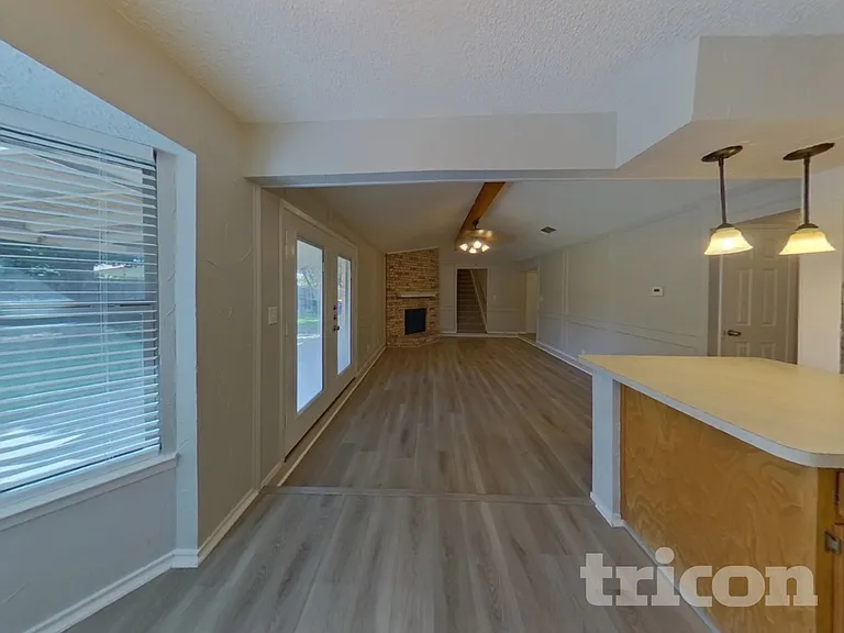 8033 Berrybrook Dr — Photo 4