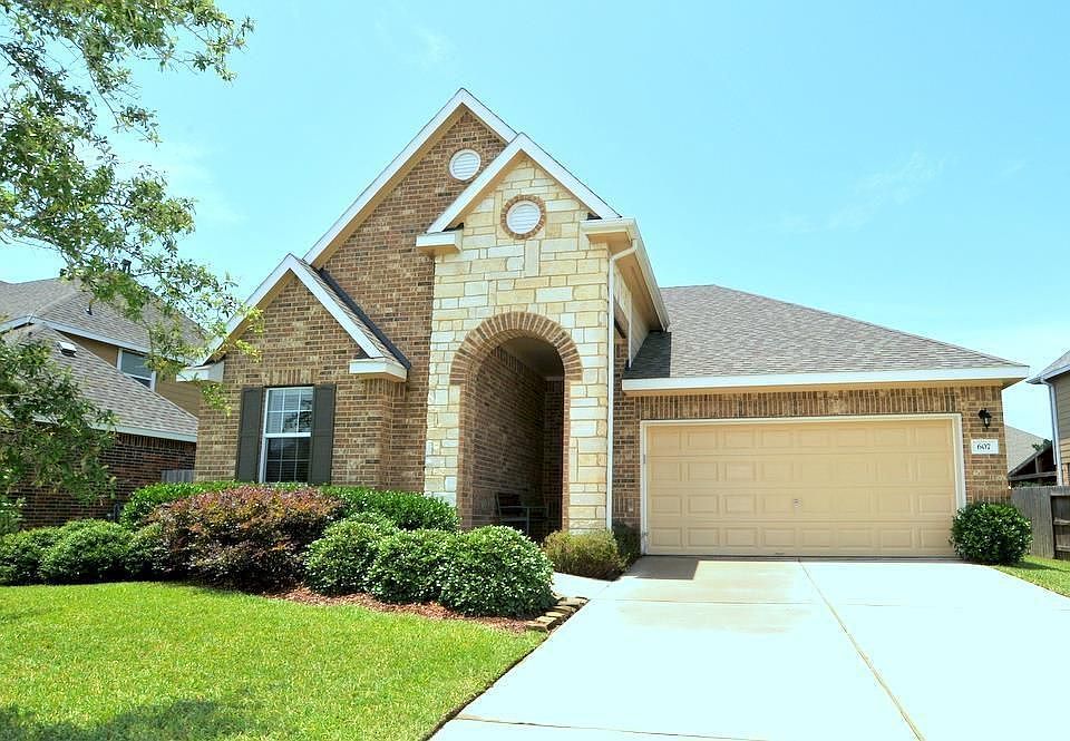 1st image of 607 Rocky Hollow Ln