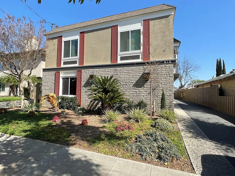 818 S Sierra Vista Ave #5