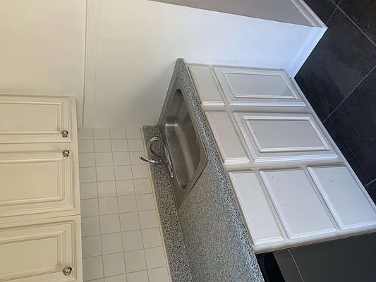 Rented by Flatiron Real Estate Advisors LLC | media 32