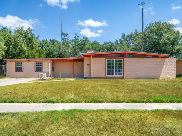 722 Santa Anita Dr, Kingsville, TX 78363