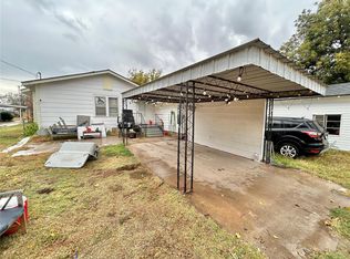 518 S Penn Ave, Mangum, OK 73554
