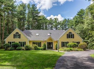 32 Buttonwood Ln, Portland, ME 04102