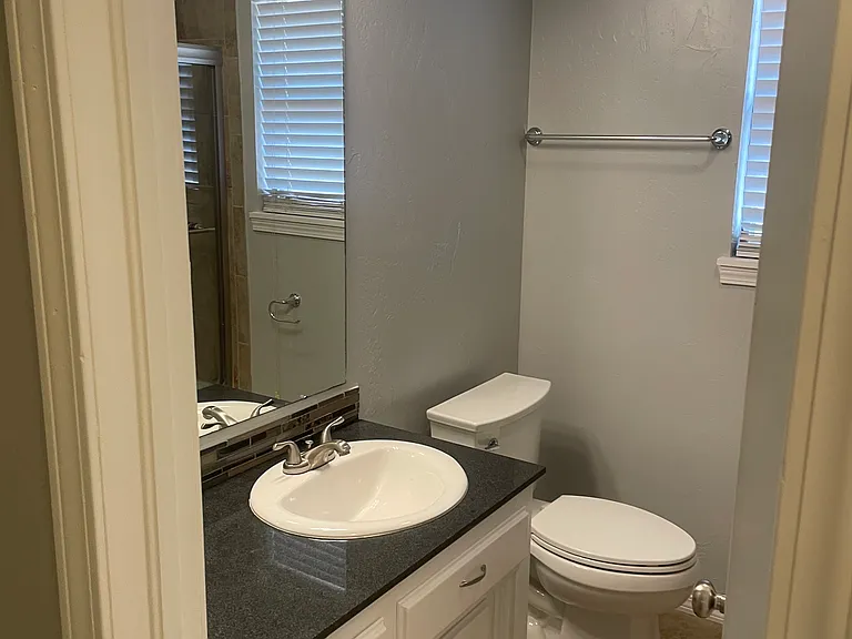 8425 Breezewood Dr — Photo 15