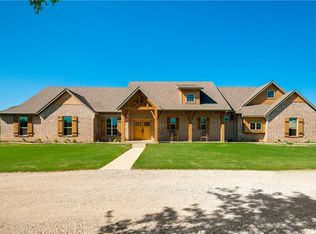 141 County Road 258, Valley View, TX 76272