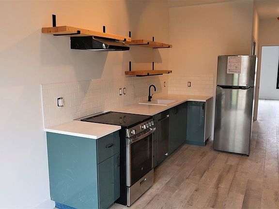 3rd image of 22-11 41st St #2R