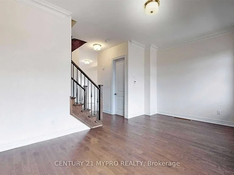 9374 Kennedy Rd — Photo 15