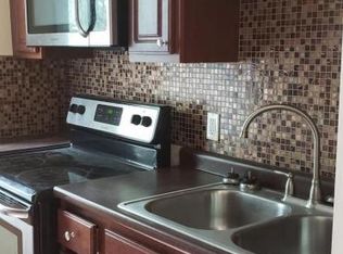 294 Grove St, Fall River, MA 02720