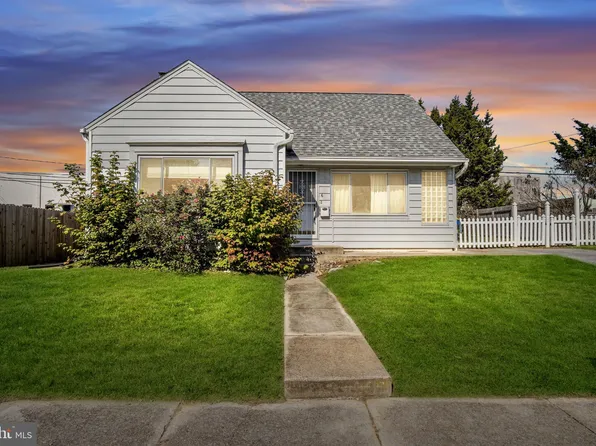 6 Riddle Rd, Camp Hill, PA 17011