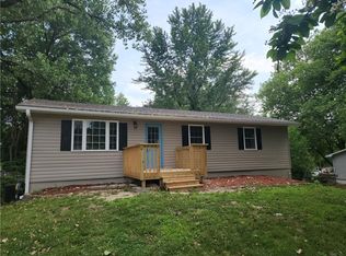 103 Spruce Ln, Windsor, MO 65360