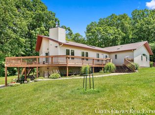 9181 Pennfield Rd, Battle Creek, MI 49014