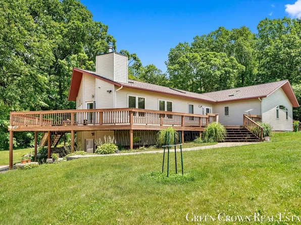 9181 Pennfield Rd, Battle Creek, MI 49014