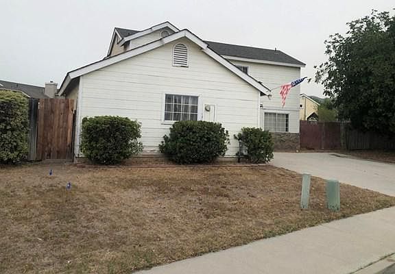 2nd image of 1393 Cottonwood Ln
