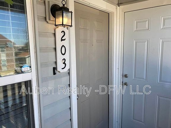 2nd image of 327 SE 3rd St APT 203