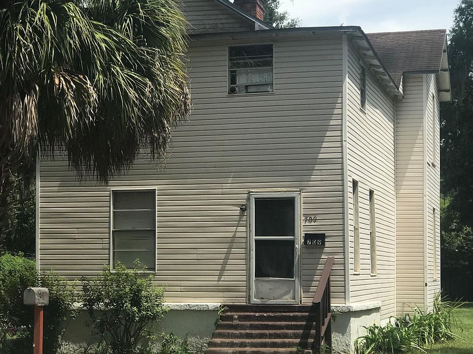 1st image of 709 Houston St