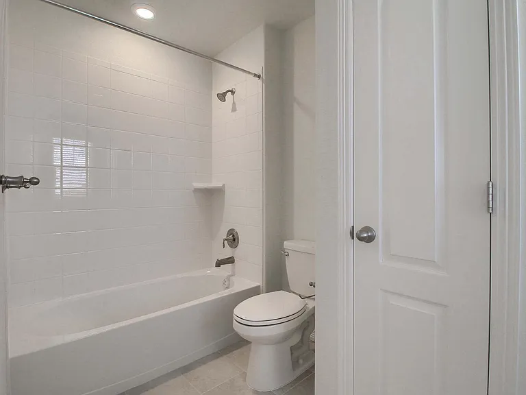 14776 Oslo Ave — Photo 38