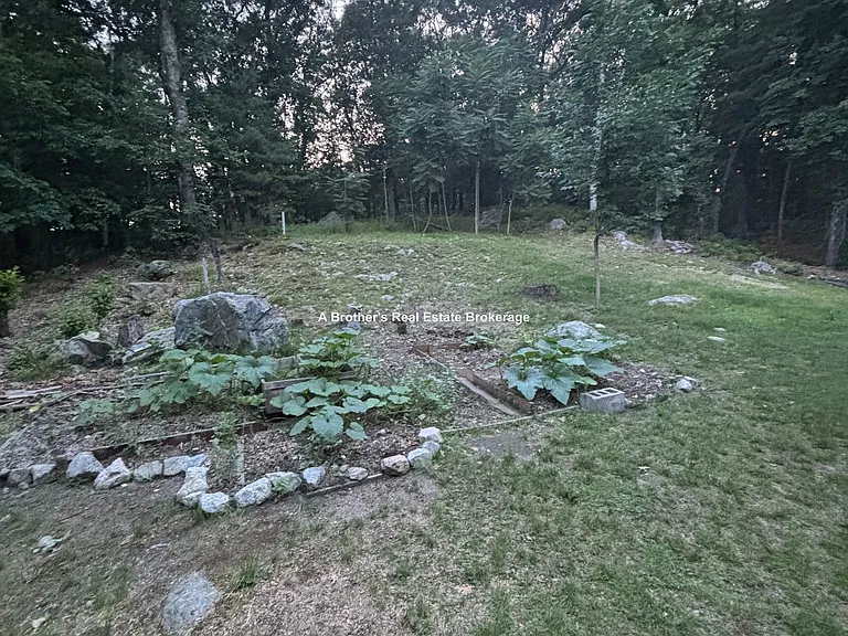 50 Oakdale Ave — Photo 21