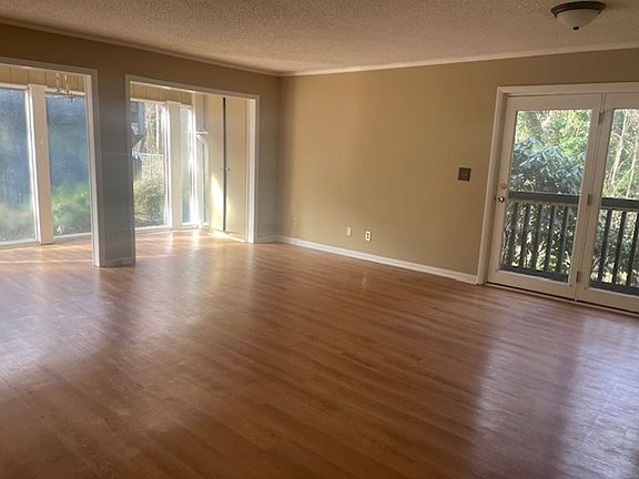 2nd image of 131 Cedar Cove Ln