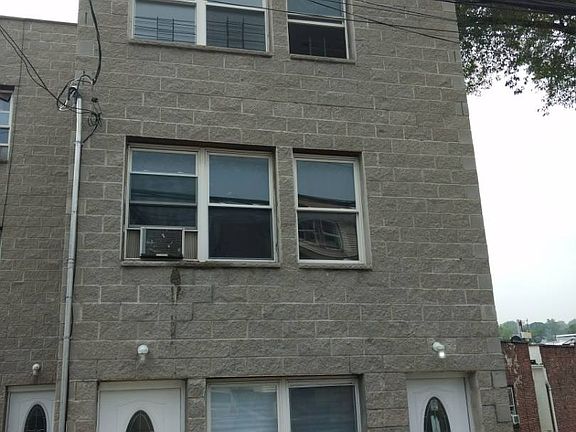 2nd image of 134 Scribner Ave