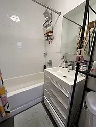 Rented by KNOCKKNOCK LLC