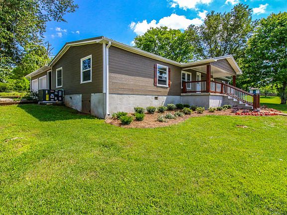 3rd image of 200 Cress Ln
