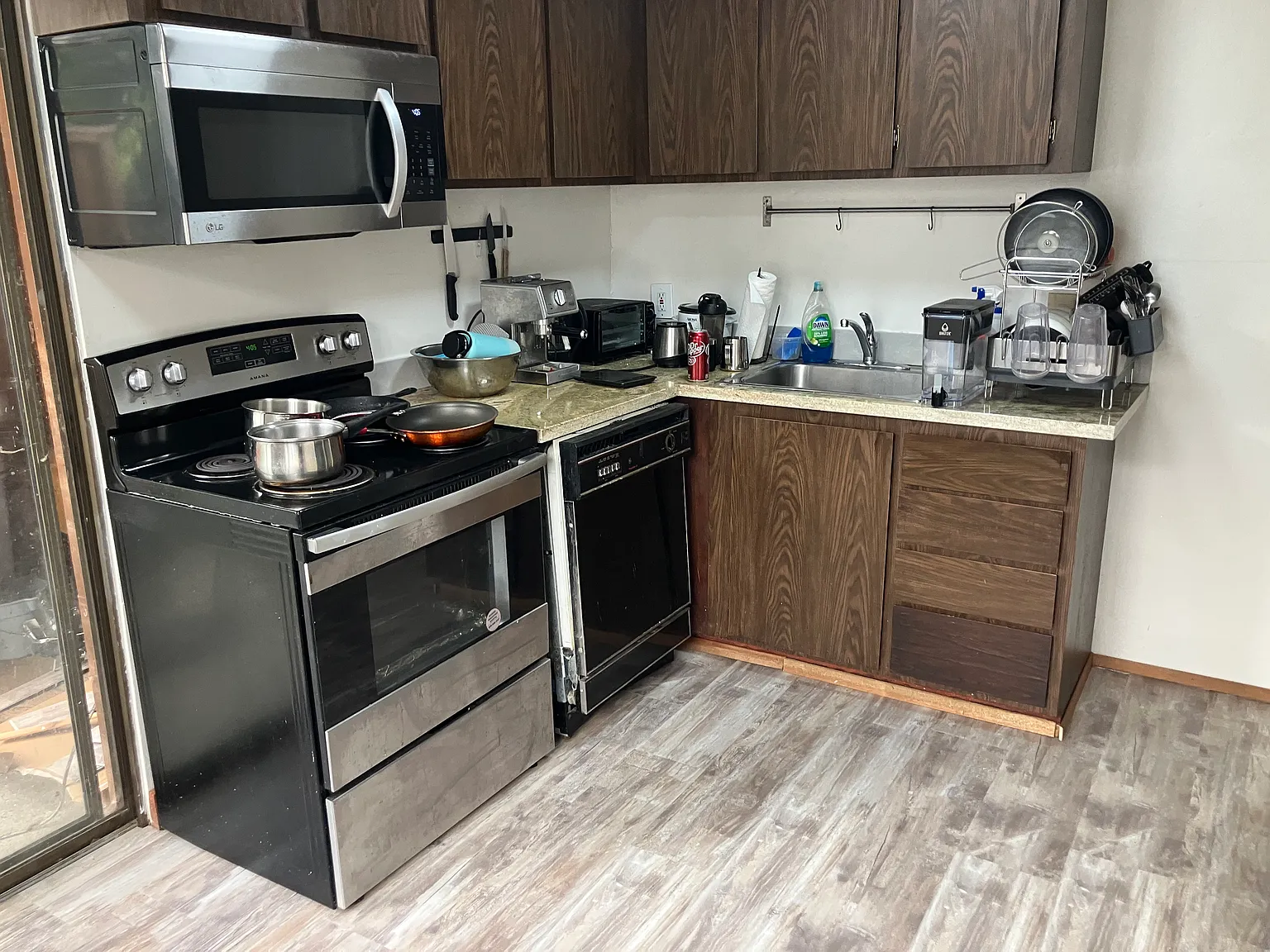 2342 Hilgard Ave — Photo 4