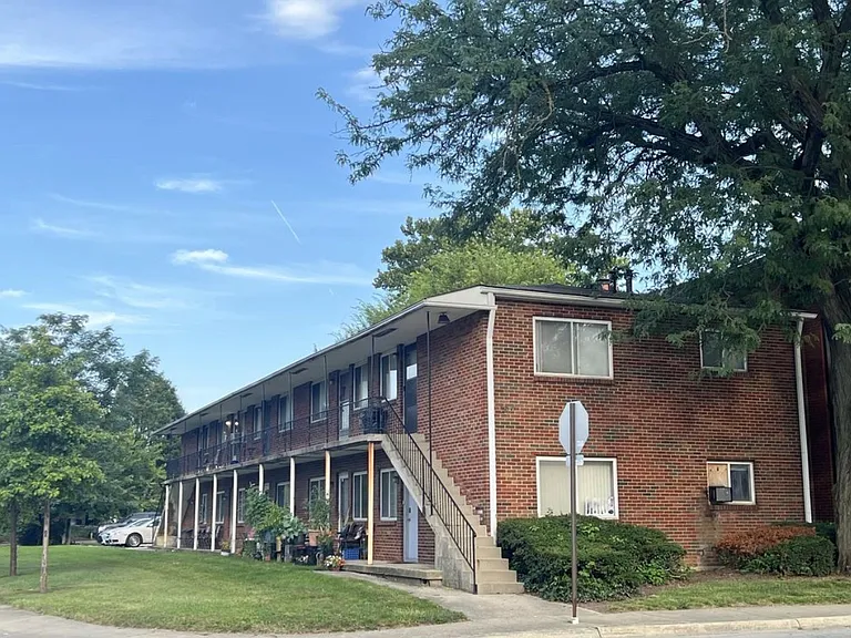 194 Hamilton Ave — Photo 6