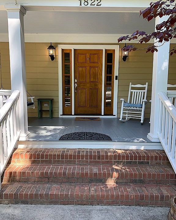 2nd image of 1822 Manor Mill Rd