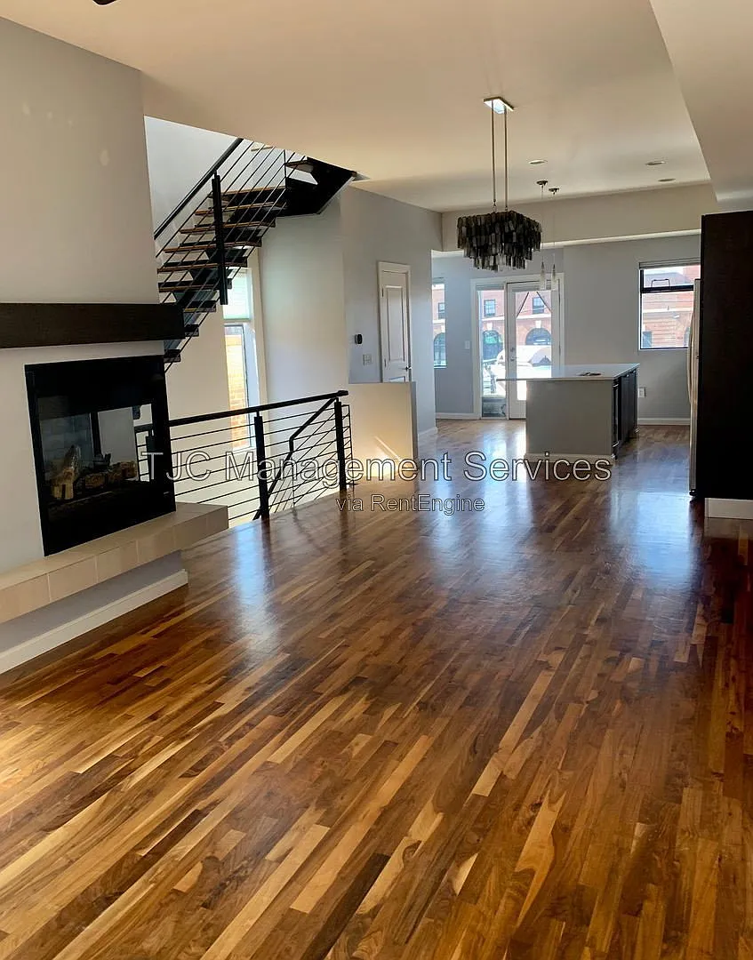 2 bed, 2.5 bath, 1577 sqft, $3,595 — Photo 3