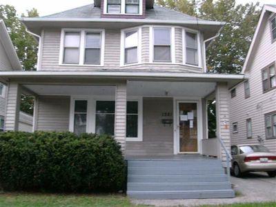1281 Warren Rd, Lakewood, OH, 44107