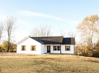 2246 N Cox Ferry Rd, Salem, IN 47167