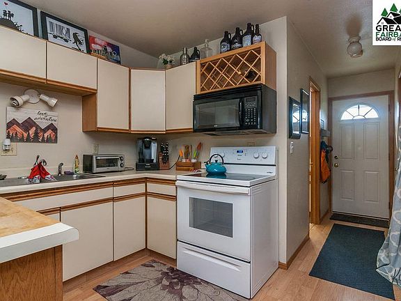 3rd image of 700 Nautilus Dr
