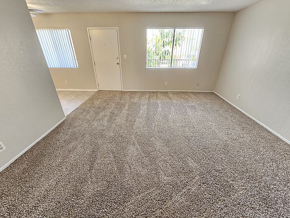 5th image of 12460 Kittridge St #2