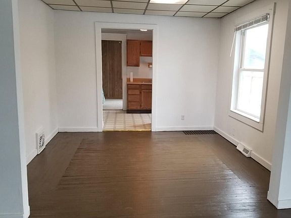 5th image of 39 East Ave S